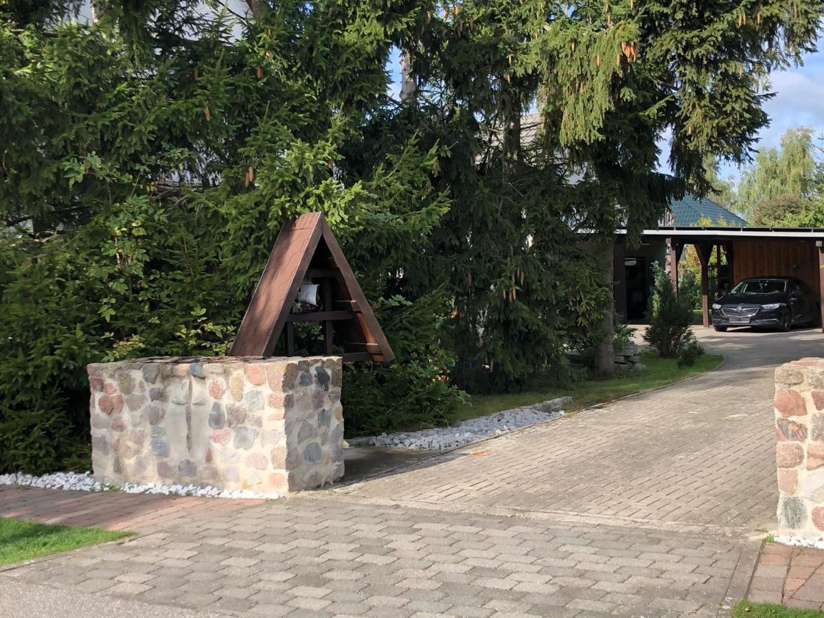 Ostseeferienhaus Oberes Apartment Monkebude Екстер'єр фото